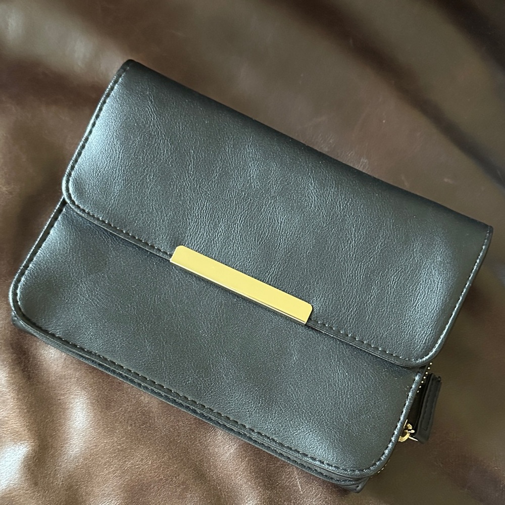 NWOT attention Clutch Purse Handbag Wallet